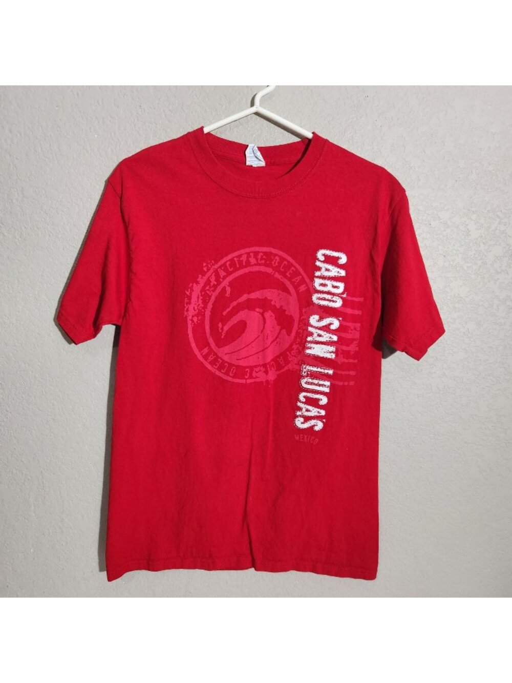 Yazbek Red Cabo San Lucas Graphic T-Shirt Medium